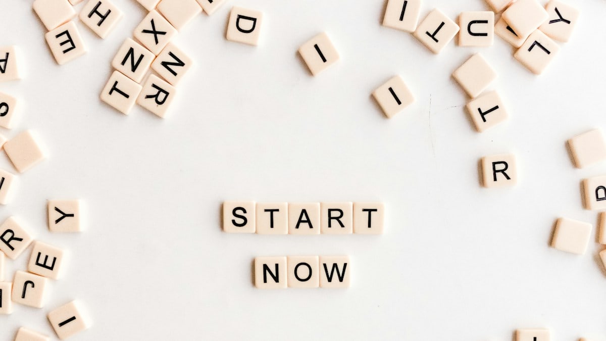 start now sign